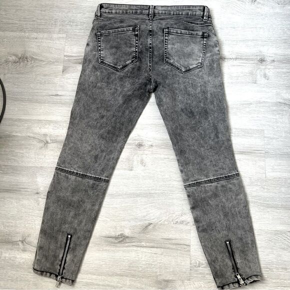 ZARA Women's Zipper/Stitch Detail Denim Jeans Charcoal Gray Wash Size 6. - Picture 3 of 8